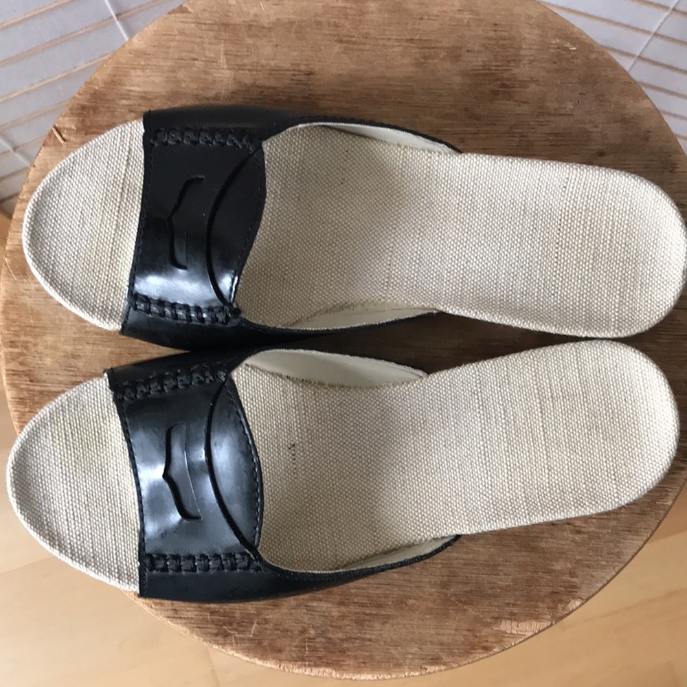 Lands End mules sz 7 black leather canvas footbed rubber sole loafer look Summer - Picture 5 of 10